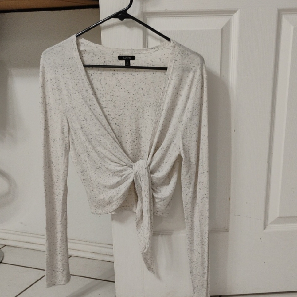Apt. 9 Cream Speckled Tie-Front Top